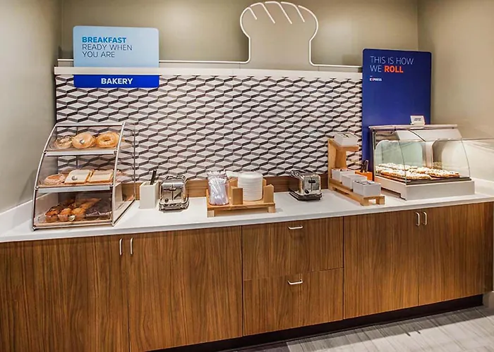 Express Tucson-airport By Ihg 2*
