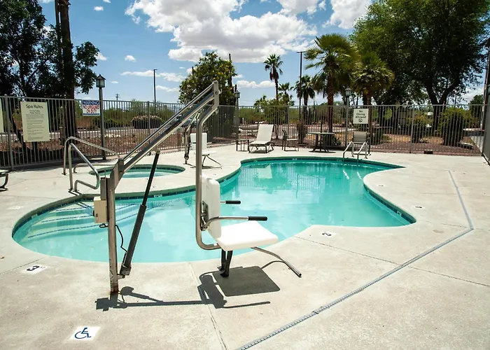 Express Tucson-airport By Ihg Hotel