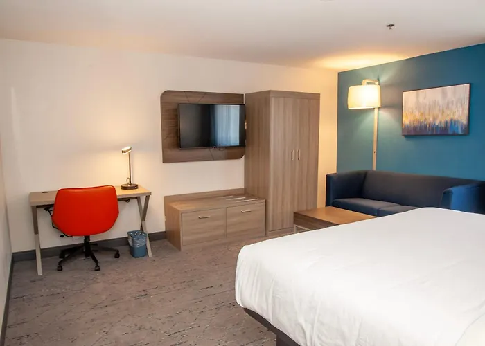 Express Tucson-airport By Ihg 2*