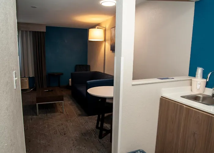 Express Tucson-airport By Ihg Hotel Tucson