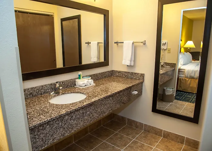 Express Tucson-airport By Ihg Hotel 2*