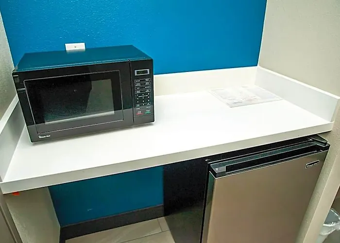 Hotel Express Tucson-airport By Ihg 2*