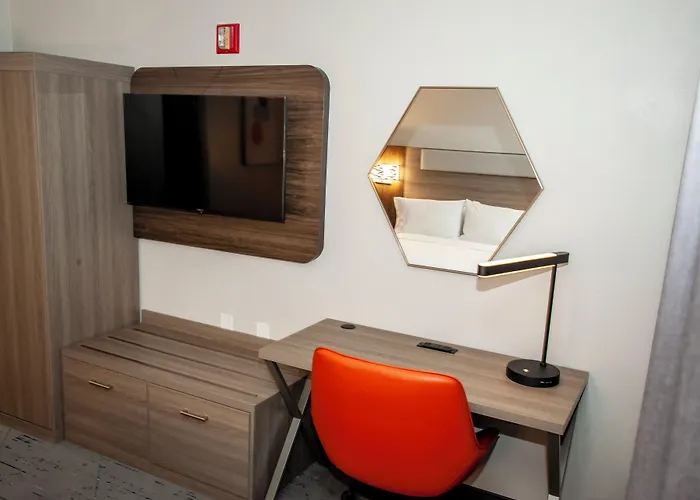 Express Tucson-airport By Ihg Hotel