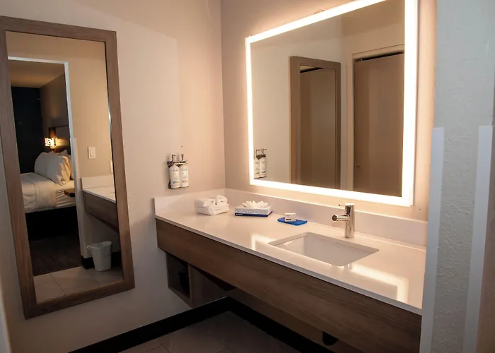 Express Tucson-airport By Ihg Hotel Tucson