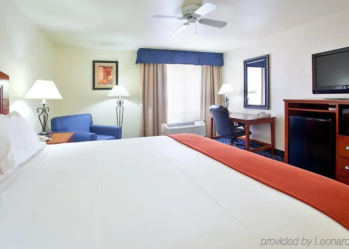 Hotel Express Tucson-airport By Ihg 2*